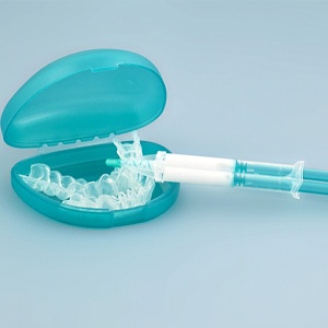 Teeth trays and whitening agent for take-home treatment